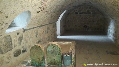 قبر ممو زين العاشقين , قصة و رواية كردية